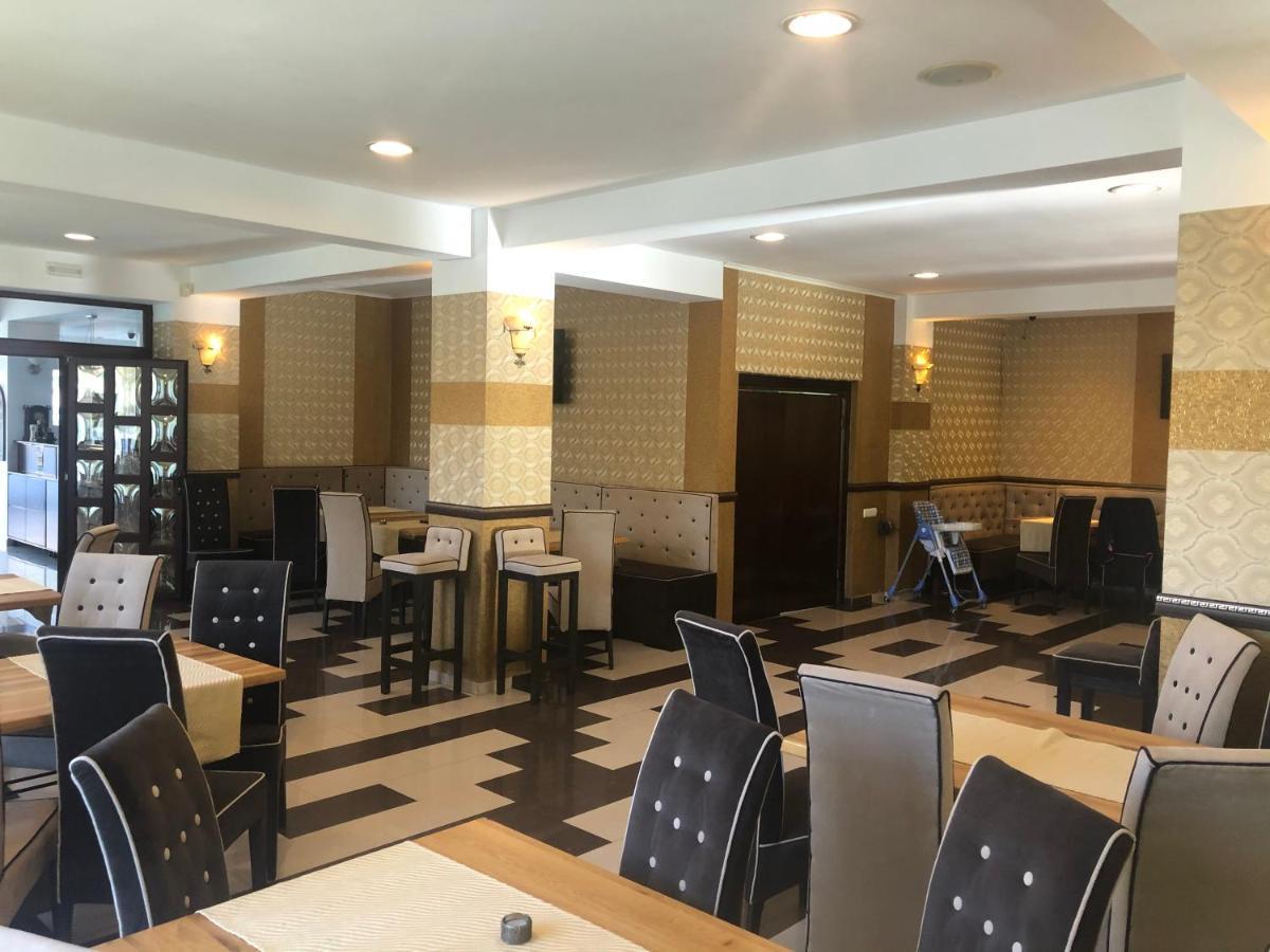 Hotel Boutique Garden Resort By Brancoveanu موغيتْشي دي يوس المظهر الخارجي الصورة